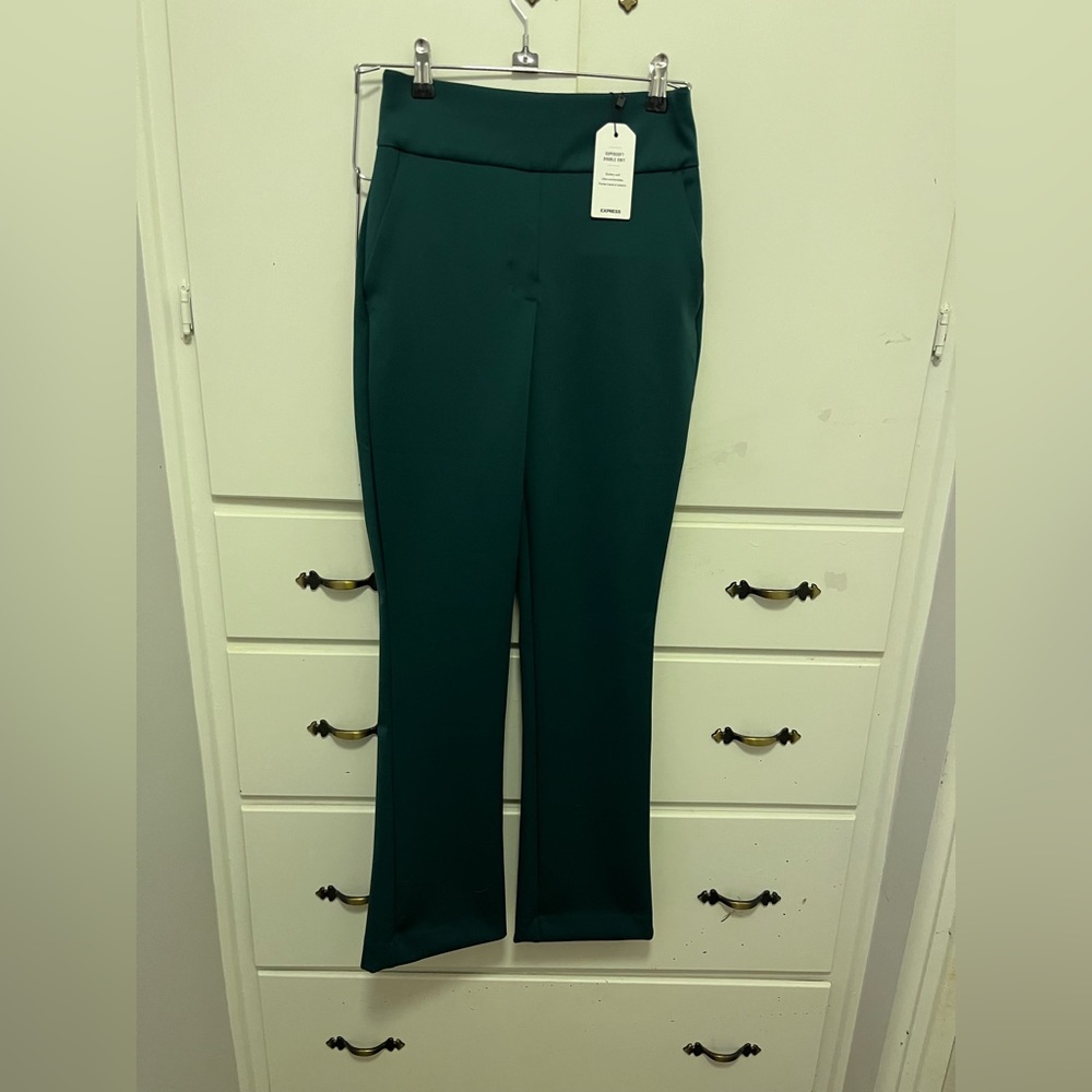Express Green High Waist Pull on Pants.  Perfect for fall/winter. Brand New.